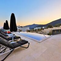 Villa Dreams — 72