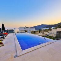 Villa Dreams — 73