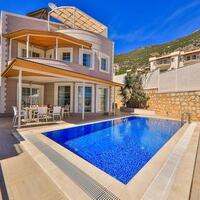 Villa Bitcoin — 3