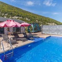 Villa Dignity — 6