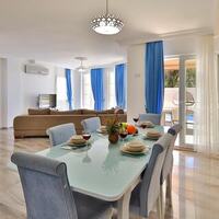 Villa Bitcoin — 34
