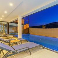 Villa Yaz 3 — 9
