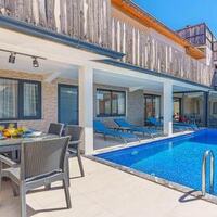 Villa Yaz 3 — 11