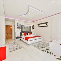 Villa Garden — 33