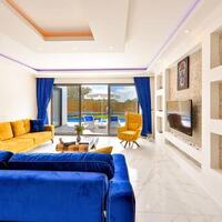 Villa Garden — 39