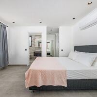 Villa Lalin — 26