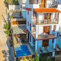 Villa Caledonia — 2