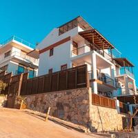 Villa Caledonia — 7