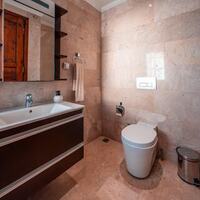 Villa Caledonia — 28