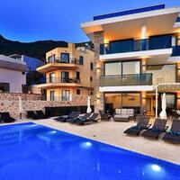 Villa Luxury — 2