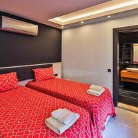 Villa Redro — 11