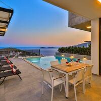 Villa Skylight — 2
