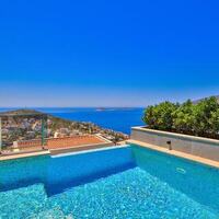 Villa Skylight — 5