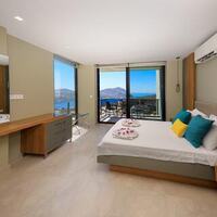 Villa Skylight — 41
