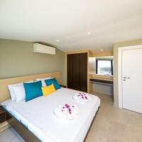 Villa Skylight — 50