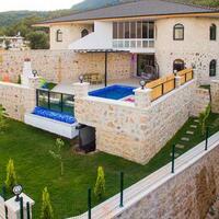 Villa Sandak 1 — 3