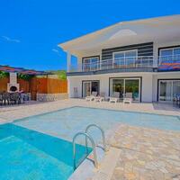 Villa Miranda — 13