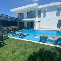 Villa Silver — 1