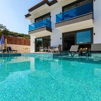 Villa Luka — 1