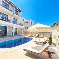 Villa Leo Kışla — 2
