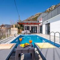 Villa Ural — 3