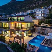 Villa Cassa — 79