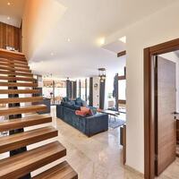 Villa Glorious — 26
