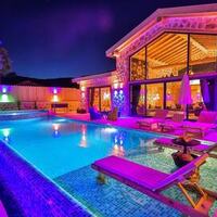 Villa Happiness — 9