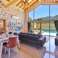 Villa Happiness — 20