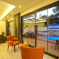 Villa Cazibe — 8