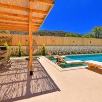 Villa Happiness — 52