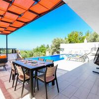 Villa Buse — 85
