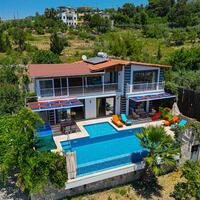 Villa Tepes — 79