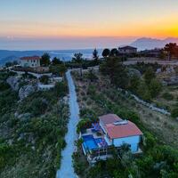 Villa Tepes — 81