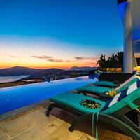 Villa Hyperion — 42