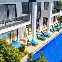 Villa Hyperion — 43