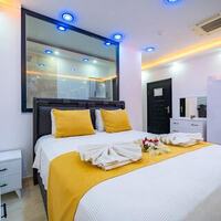 Villa Hyperion — 50