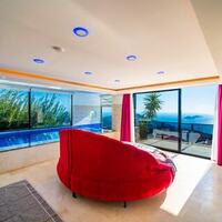 Villa Hyperion — 82