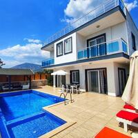 Villa Cemre Üzümlü — 2