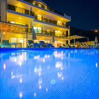 Villa Falcon Exclusive — 1
