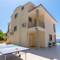 Villa Quzey — 4