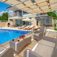 Villa Lina — 8