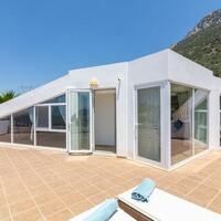 Villa Toros — 54