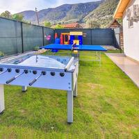 Villa Tawny — 10