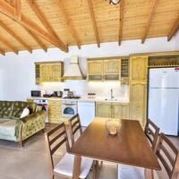 Villa Tawny — 19