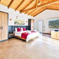 Villa Tawny — 25