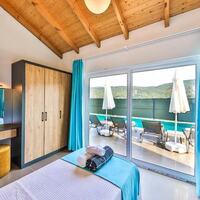 Villa Tawny — 28