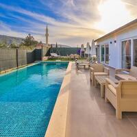Villa Tawny — 31
