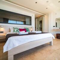 Villa Azde — 82