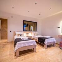 Villa Azde — 91